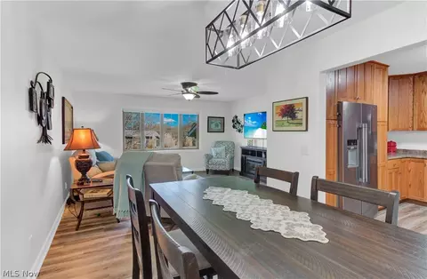 Dining - 23 Apache Trl, Malvern, OH 44644 photo 3 of 3