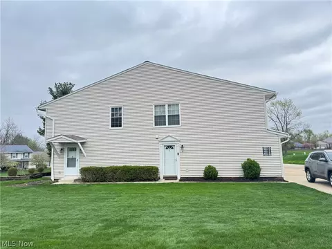 4931 Friar Rd #C, Stow, OH 44224
