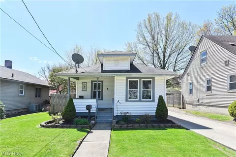 1882 Marks Ave, Akron, OH 44305