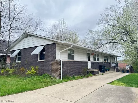 939 Nevin St, Akron, OH 44310