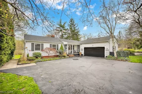 1793 Som Center Rd, Gates Mills, OH 44040