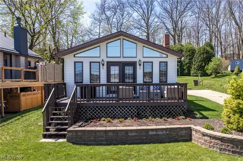 314 Dorwil Dr, Akron, OH 44319