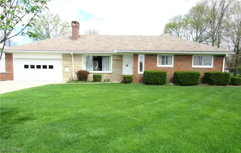 24800 Sprague Rd, Olmsted Falls, OH 44138