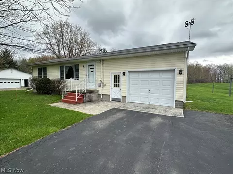Exterior - 2408 Brown Rd, Ashtabula, OH 44004 photo 2 of 9