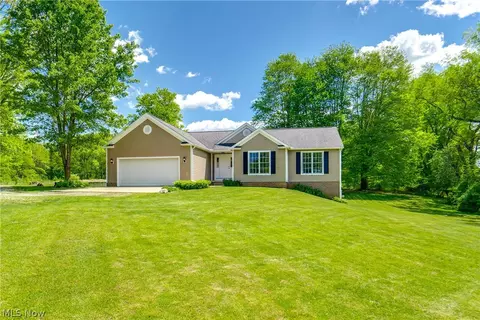 6317 S Main St, Clinton, OH 44216