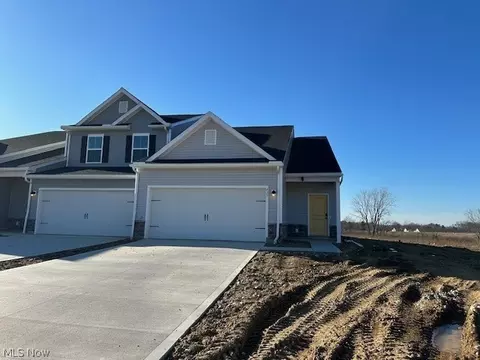 1229 Elowen Way, Green, OH 44685