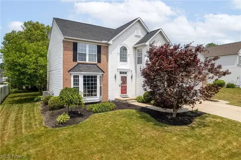 478 Weatherstone Dr, Wadsworth, OH 44281