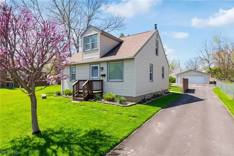 135 Harding Ave SW, Massillon, OH 44646
