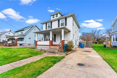 842 W 19th St, Lorain, OH 44052