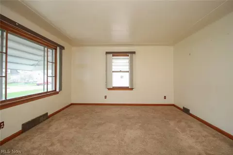 Other - 215 E Omar St, Struthers, OH 44471 photo 1 of 15