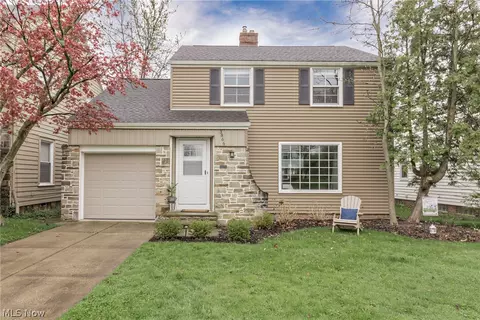 3866 Silsby Rd, University Heights, OH 44118