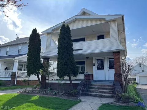 2174 Waterbury Rd, Lakewood, OH 44107