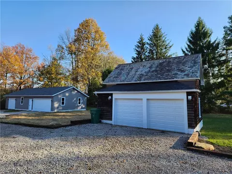 Exterior - 2520 Tryon Rd, Ashtabula, OH 44004 photo 7 of 10