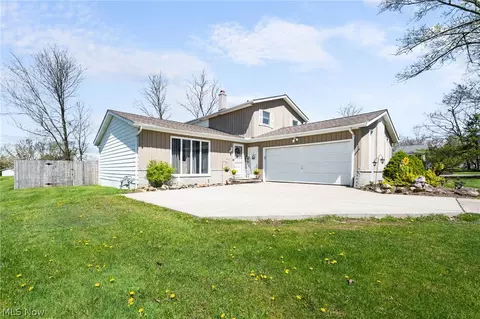 61 Claremont Dr, Brunswick, OH 44212