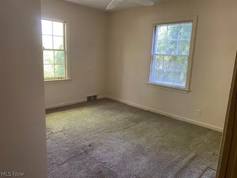 Bedroom - 2542 W 8th St, Ashtabula, OH 44004 photo 1 of 4