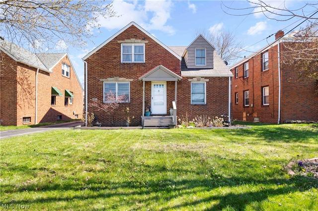 3305 Warren Rd, Cleveland, OH 44111