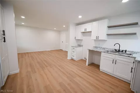 Kitchen - 4660 E 173rd St, Cleveland, OH 44128 photo 1 of 3