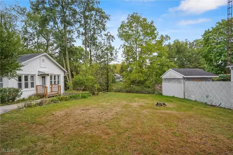 26935 N Shore Dr, Beloit, OH 44609 photo 22