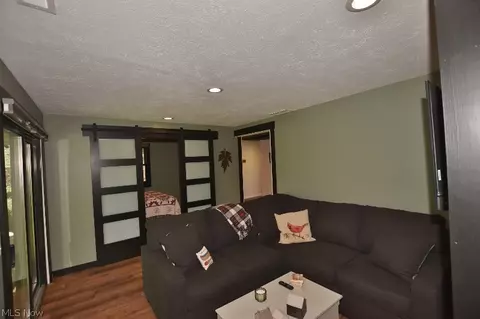 Living - 7159 Gopher Rd SW, Dellroy, OH 44620 photo 6 of 7