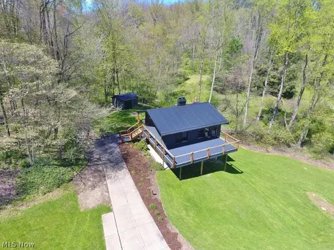 Exterior - 7159 Gopher Rd SW, Dellroy, OH 44620 photo 3 of 16