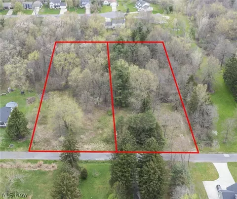 165 Hazel Dr, Northfield, OH 44067