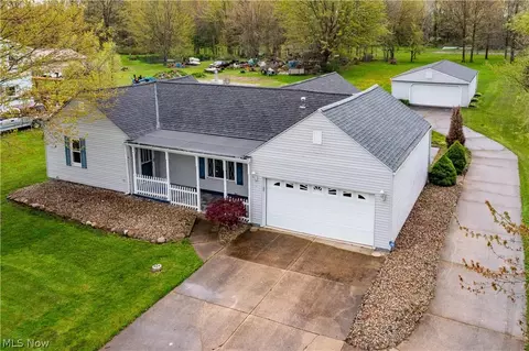 35965 Cooley Rd, Grafton, OH 44044