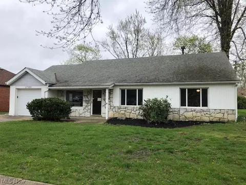 27280 Markbarry Ave, Euclid, OH 44132