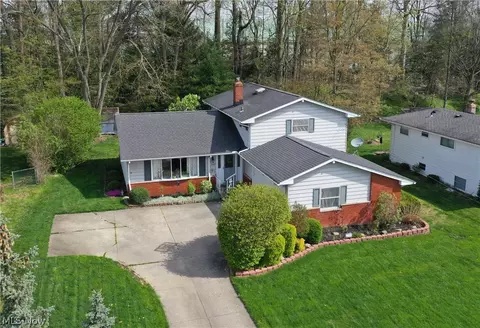 2407 Ashdale Dr, Twinsburg, OH 44087