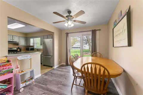6900 Colleen Dr, Youngstown, OH 44512 photo 7