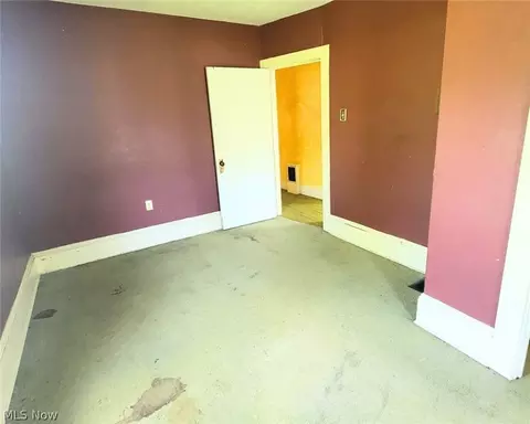 Bedroom - 79 Grove Dr, Ashtabula, OH 44004 photo 6 of 6