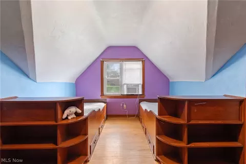 Bedroom - 718 Gulf Rd, Elyria, OH 44035 photo 5 of 9