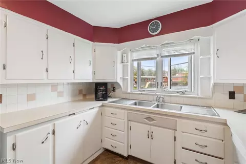 Other - 718 Gulf Rd, Elyria, OH 44035 photo 1 of 3