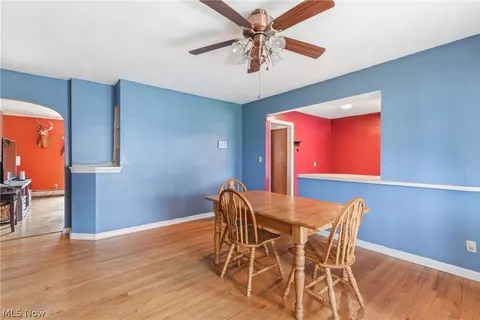 Dining - 718 Gulf Rd, Elyria, OH 44035 photo 3 of 4
