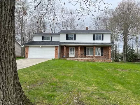 Exterior - 37935 Fox Run Dr, Solon, OH 44139 photo 2 of 4