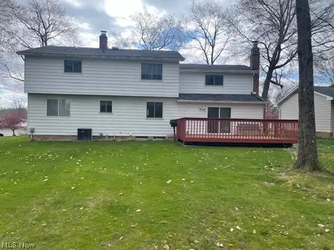 Exterior - 37935 Fox Run Dr, Solon, OH 44139 photo 3 of 4