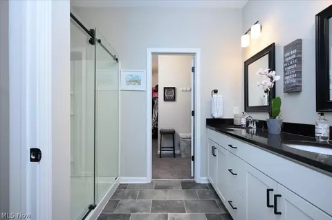 Bath - 431 Wescott Way, Elyria, OH 44035 photo 2 of 4