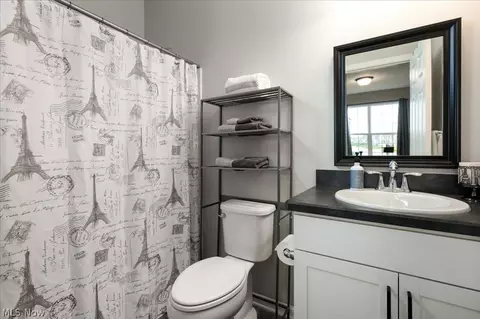 Bath - 431 Wescott Way, Elyria, OH 44035 photo 1 of 4