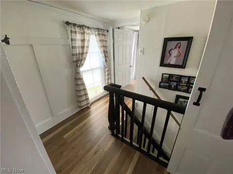 Entry Way - 567 Front, Philo, OH 43771 photo 1 of 1