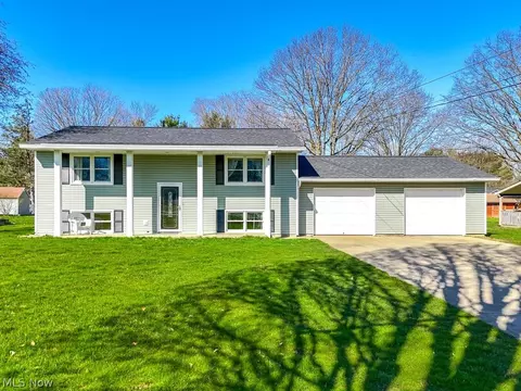 385 S David St, Smithville, OH 44677