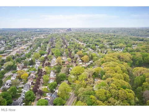 1144 N Howard St, Akron, OH 44310 photo 33