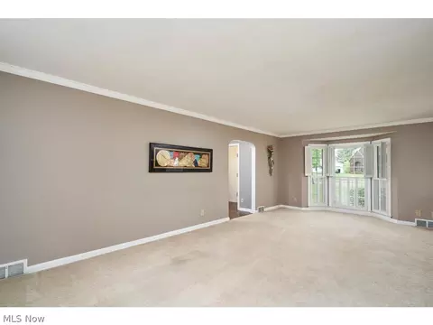 1144 N Howard St, Akron, OH 44310 photo 5