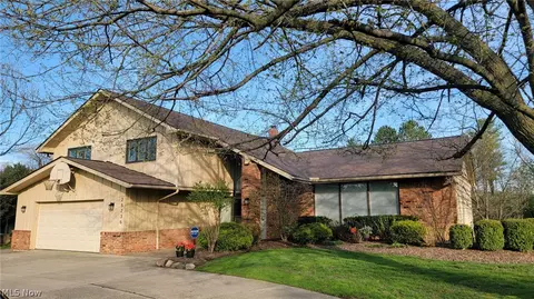 25236 Bridgeton Dr, Beachwood, OH 44122