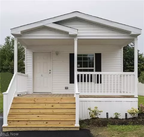 9735 Chillicothe Rd #55, Kirtland, OH 44094