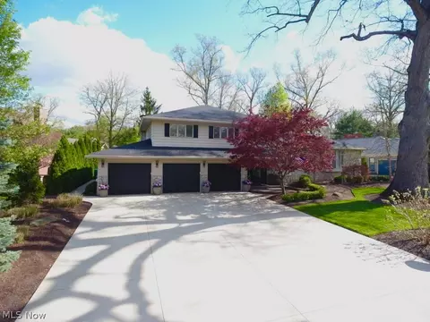 8519 Hunters Trl SE, Warren, OH 44484