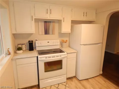 Kitchen - 8553 Broadview Rd, Broadview Heights, OH 44147 photo 1 of 2