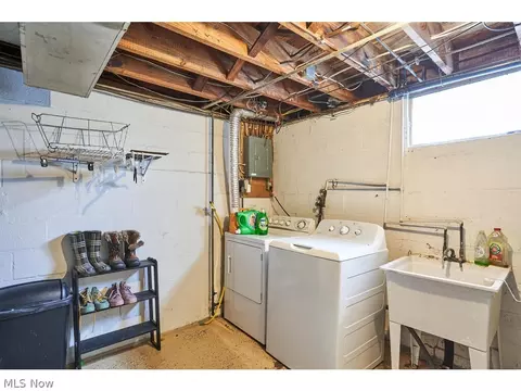 563 E Wilbeth Rd, Akron, OH 44301 photo 15