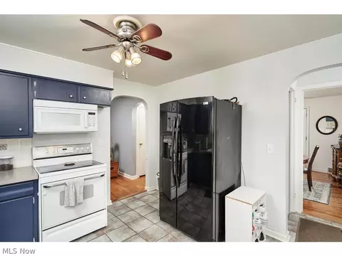 563 E Wilbeth Rd, Akron, OH 44301 photo 7