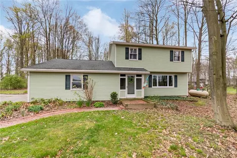 1425 Fox Lake Rd, Wooster, OH 44691