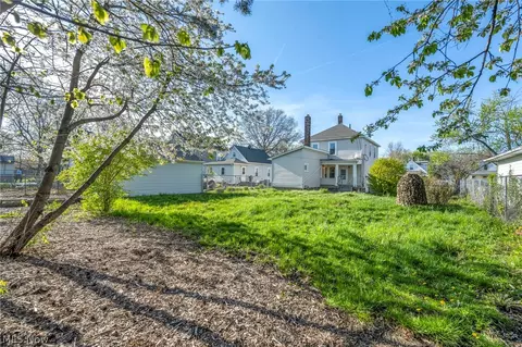 1642 E 33rd St, Lorain, OH 44055 photo 22