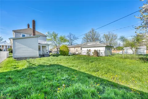 1642 E 33rd St, Lorain, OH 44055 photo 23